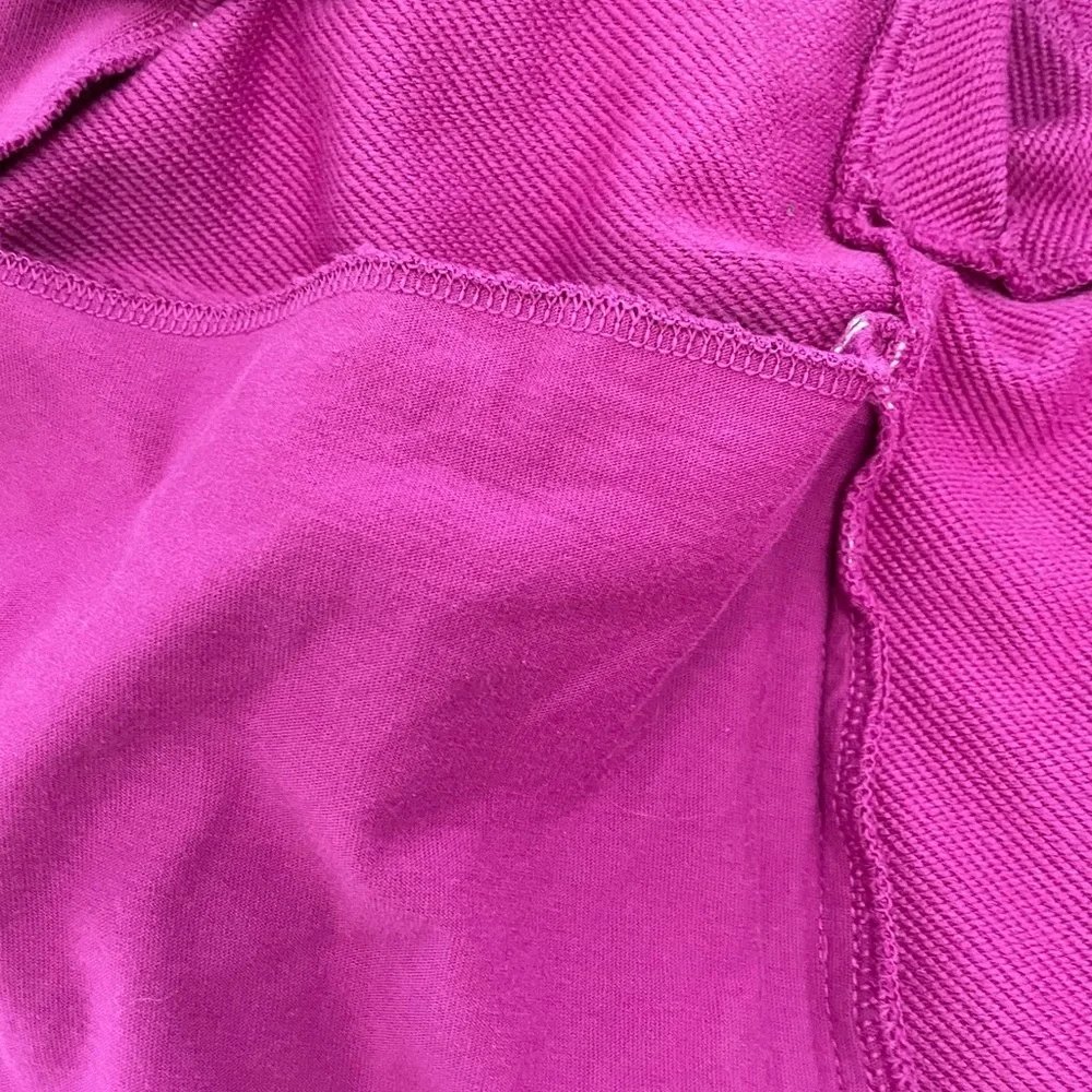 Nike women’s swoosh Fly standard issue full- zip Hoodie sweater size medium